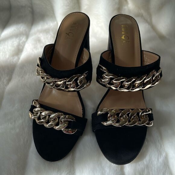 Rouge gold tone chain decor faux suede black heels size 9 - Picture 4 of 14